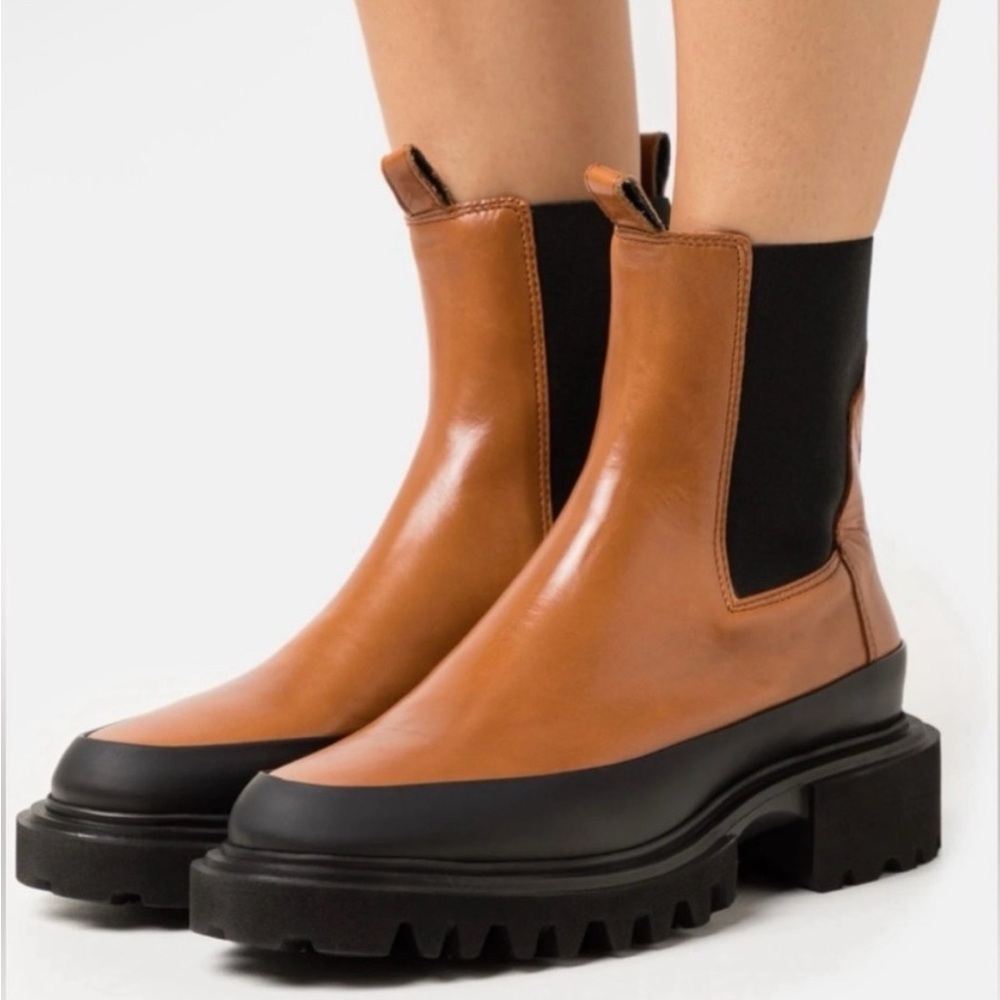 NWOT ALL SAINTS Harley Lug Sole Boots